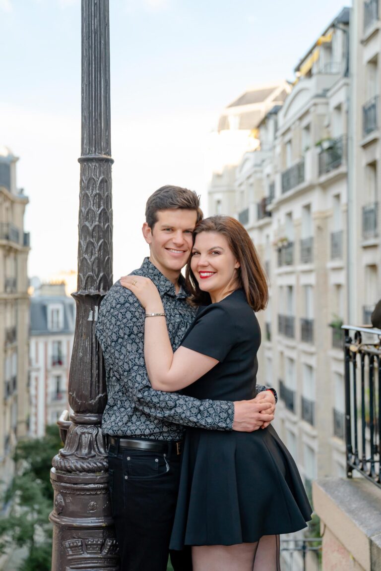 Happy couple during Paris photo session
